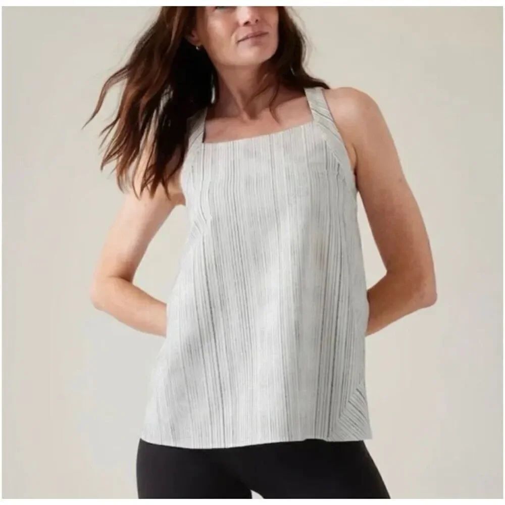 ATHLETA ARRIVAL TANK Size Medium AMARA STRIPE WHITE